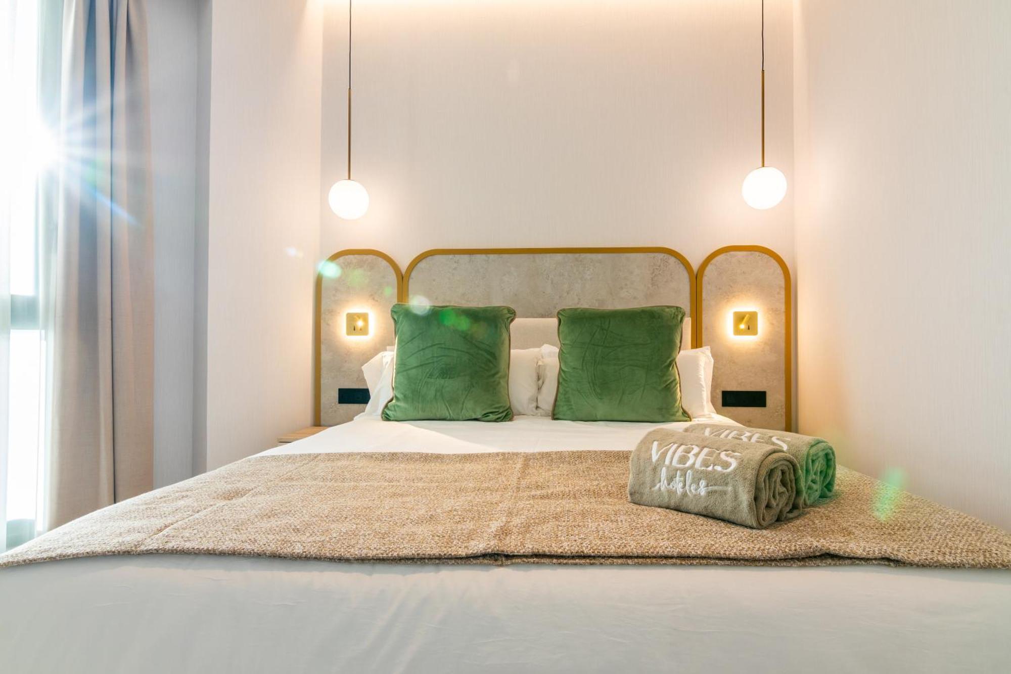 Hotel Malaga Vibes Extérieur photo